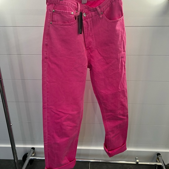 NWT FASHIONNOVA Pink Jeans - Picture 3 of 5